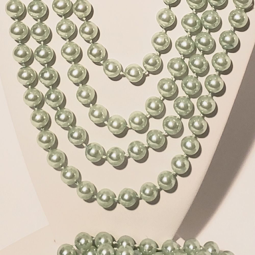 Light green beaded necklaces bundle